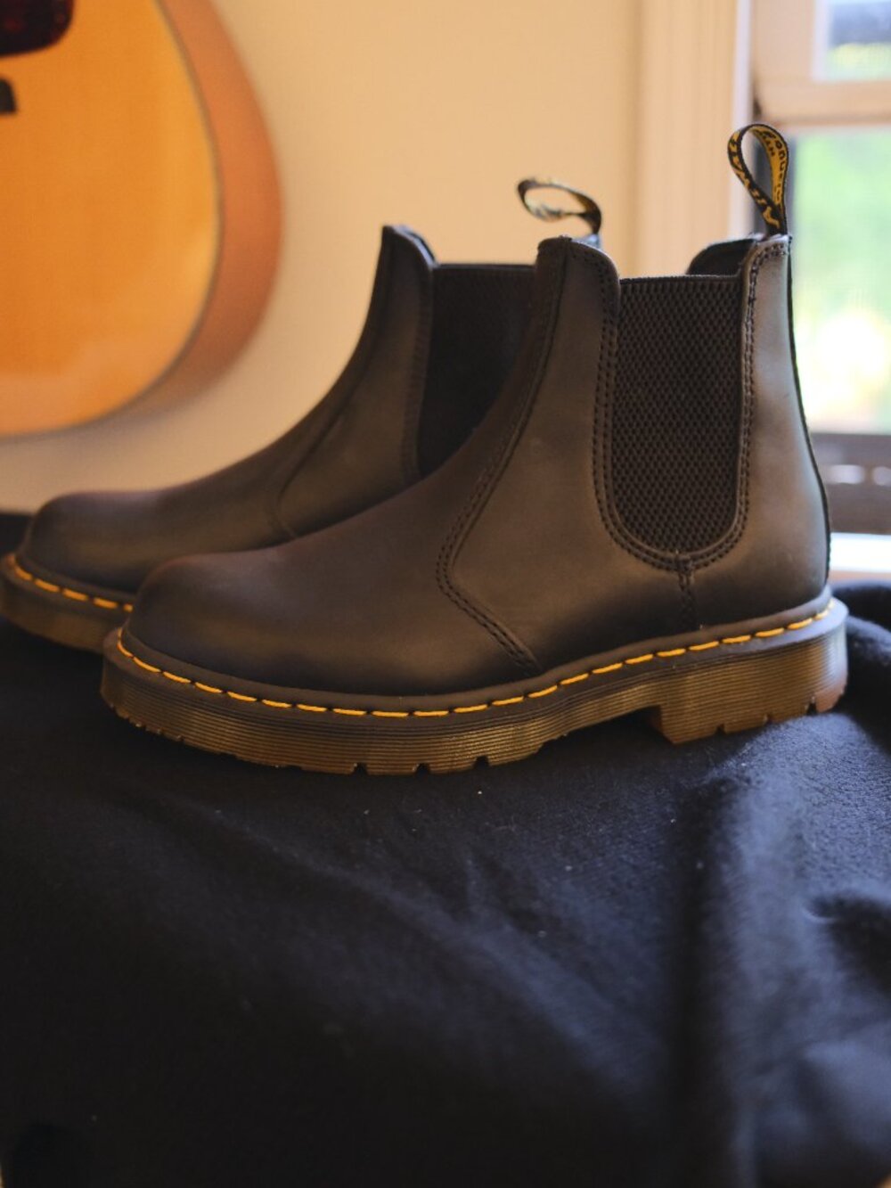 Dr. Martens Chelsea Boots Slip Resistant Black Leather Size 7 - Picture 6 of 6
